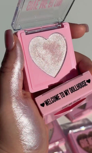 WELCOME TO MY DOLLHOUSE